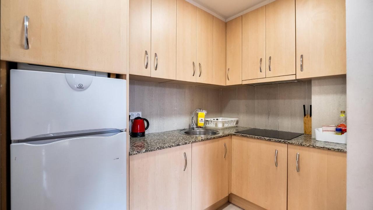 Apartamentos El Pintor Барселона Екстериор снимка