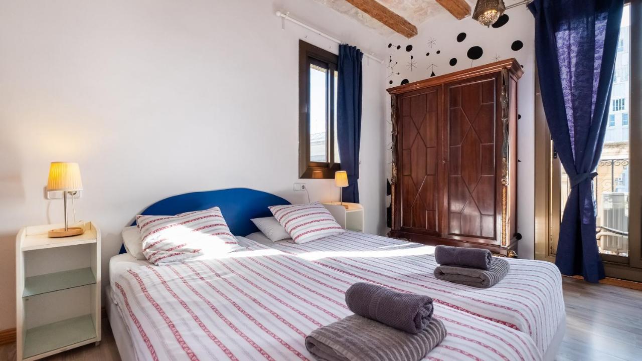 Apartamentos El Pintor Барселона Екстериор снимка