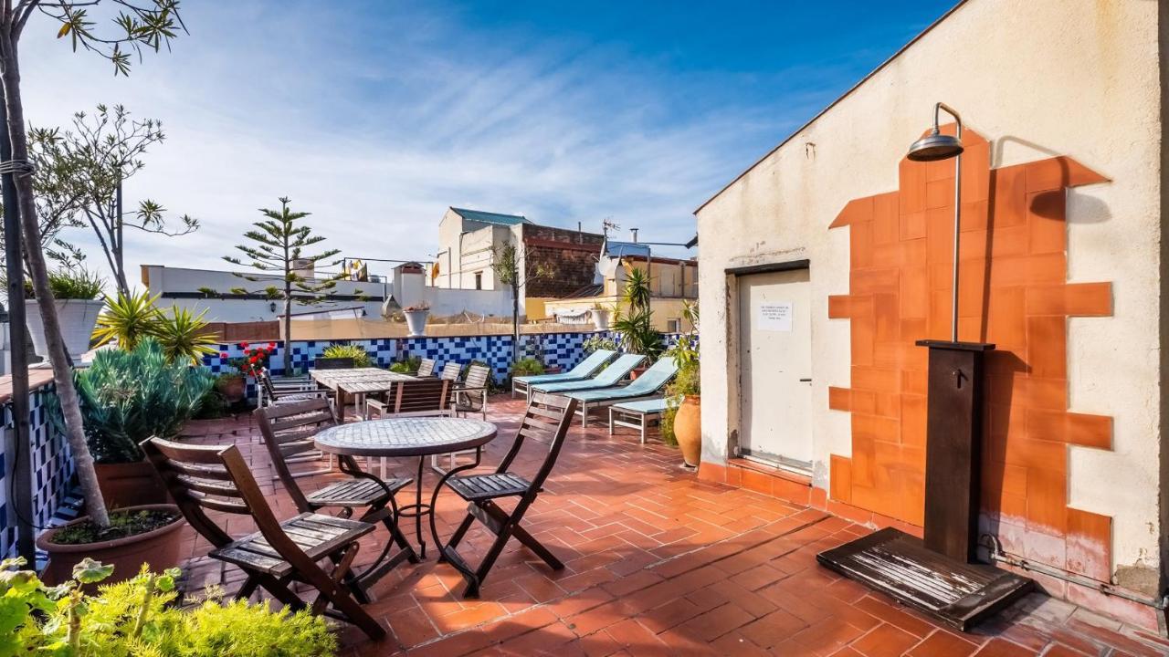 Apartamentos El Pintor Барселона Екстериор снимка