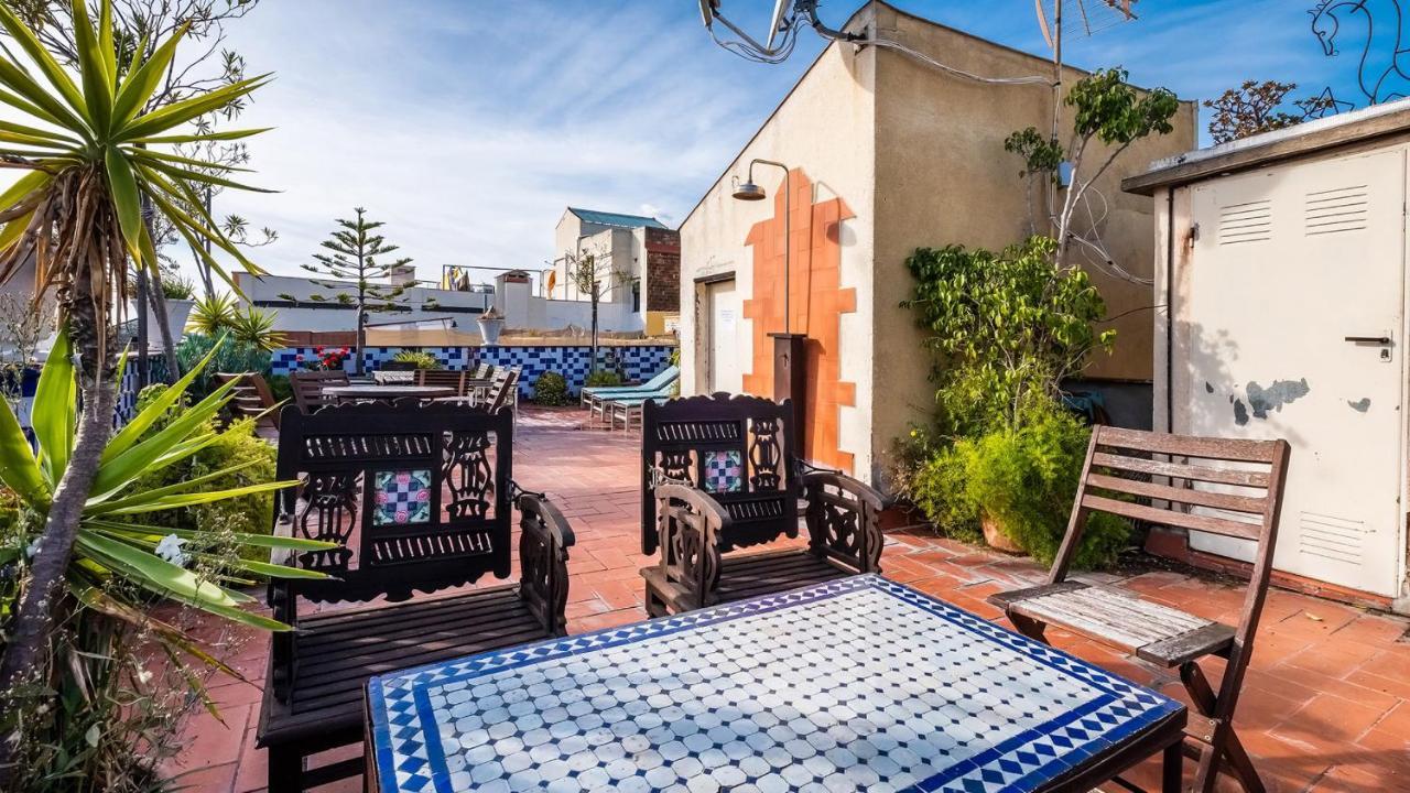 Apartamentos El Pintor Барселона Екстериор снимка