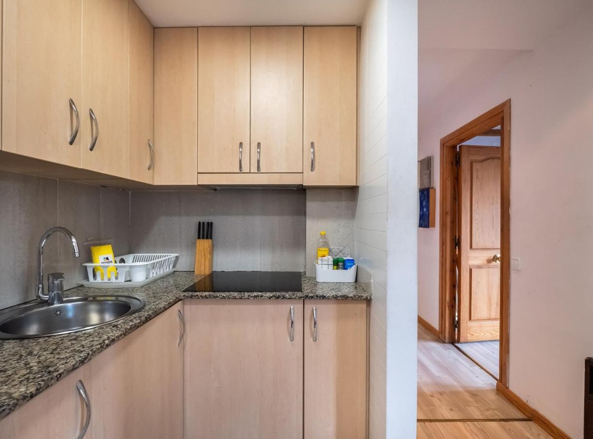 Apartamentos El Pintor Барселона Екстериор снимка