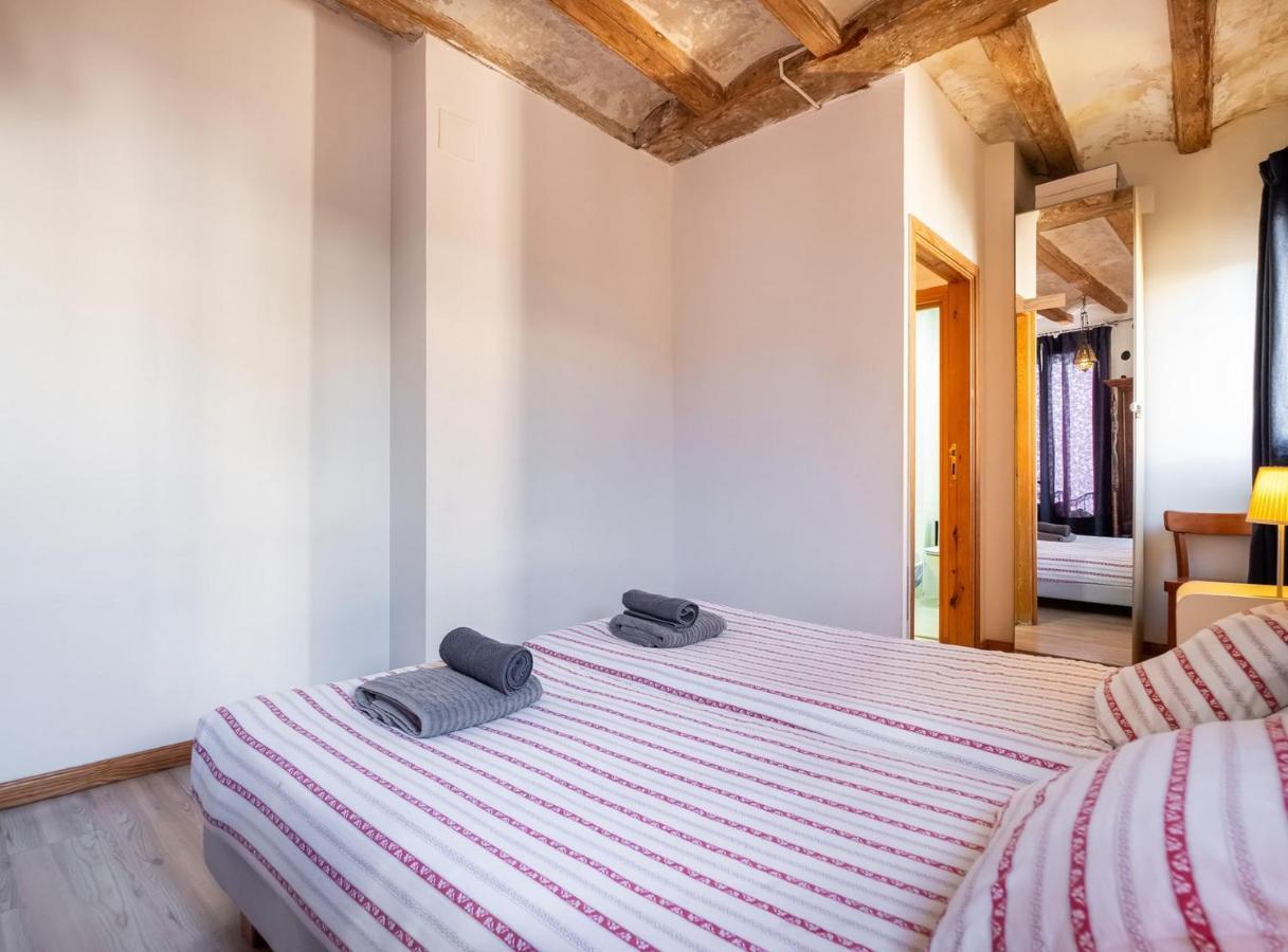 Apartamentos El Pintor Барселона Екстериор снимка