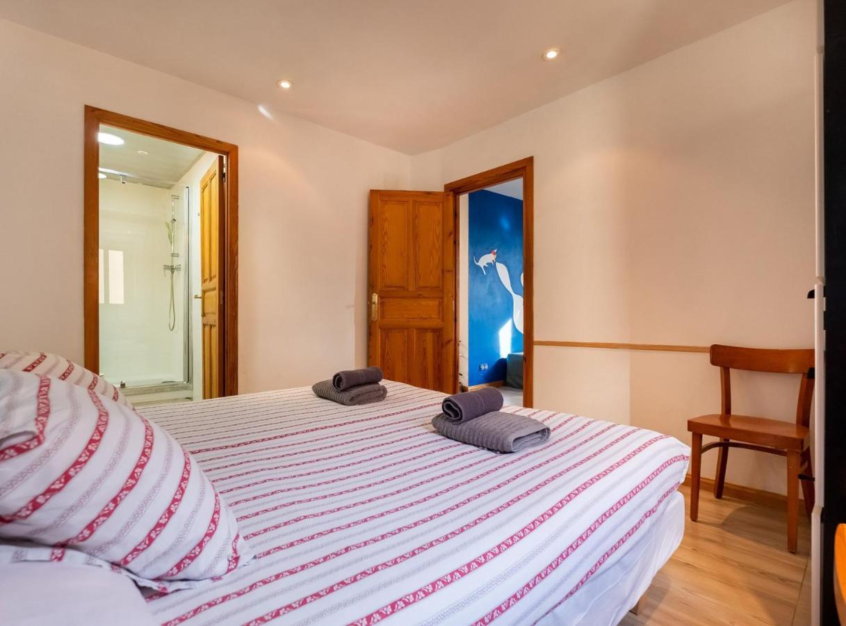 Apartamentos El Pintor Барселона Екстериор снимка