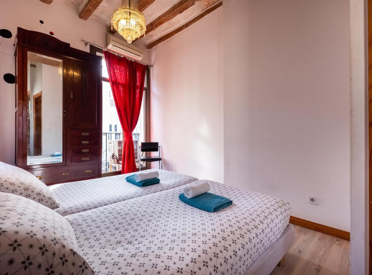 Apartamentos El Pintor Барселона Екстериор снимка
